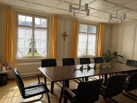 Sitzungszimmer Pfarrhaus Bichelsee